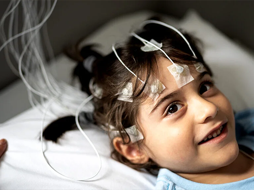 __ocuklarda_EEG___ekimi_928c795e.webp